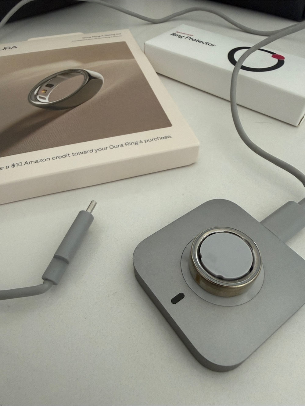 Oura RING Gold Size 7 with Sizing Kit, Ring Covers and Chargers